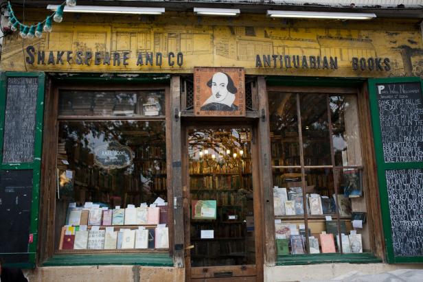 Shakespeare and Company, Paris, France Shakespeare and Company, Paris, France