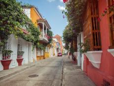 Stroll Through Cartagena's Stunning Streets