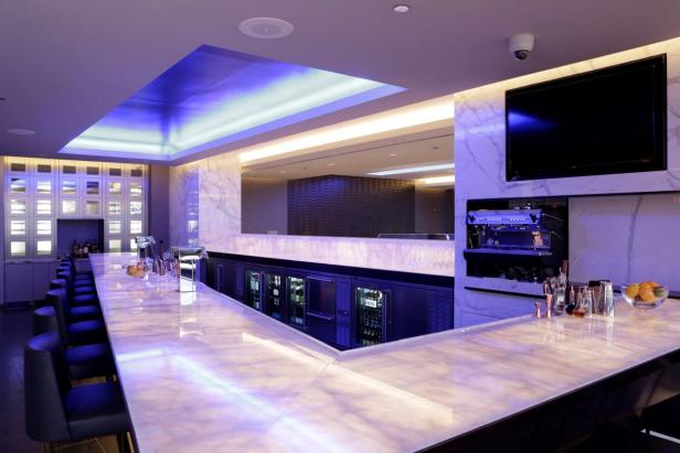 United Polaris Lounge United Polaris Lounge