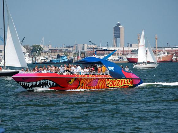 Go for a high-speed thrill on Codzilla. Go for a high-speed thrill on Codzilla.