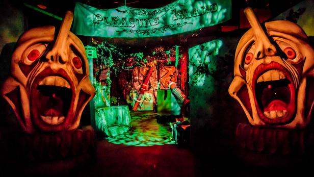 Knott's Scary Farm Knott's Scary Farm