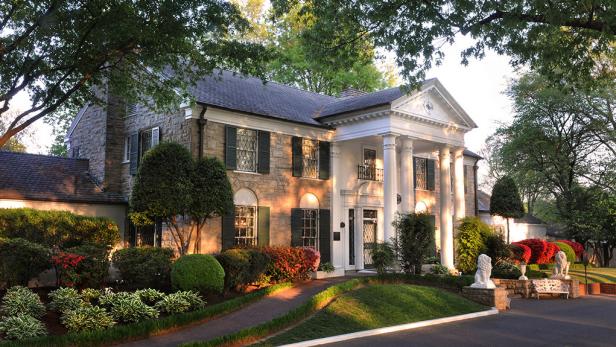 What to do in Memphis - Graceland