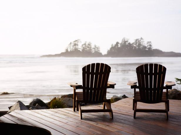 chesterman beach, dock, chairs, tofino, british columbia, bx chesterman beach, dock, chairs, tofino, british columbia, bx