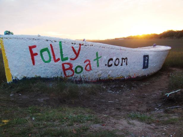 Folly Boat, graffiti, Charleston, South Carolina Folly Boat, graffiti, Charleston, South Carolina