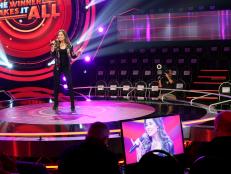 reality tv, singing competition, live studio set