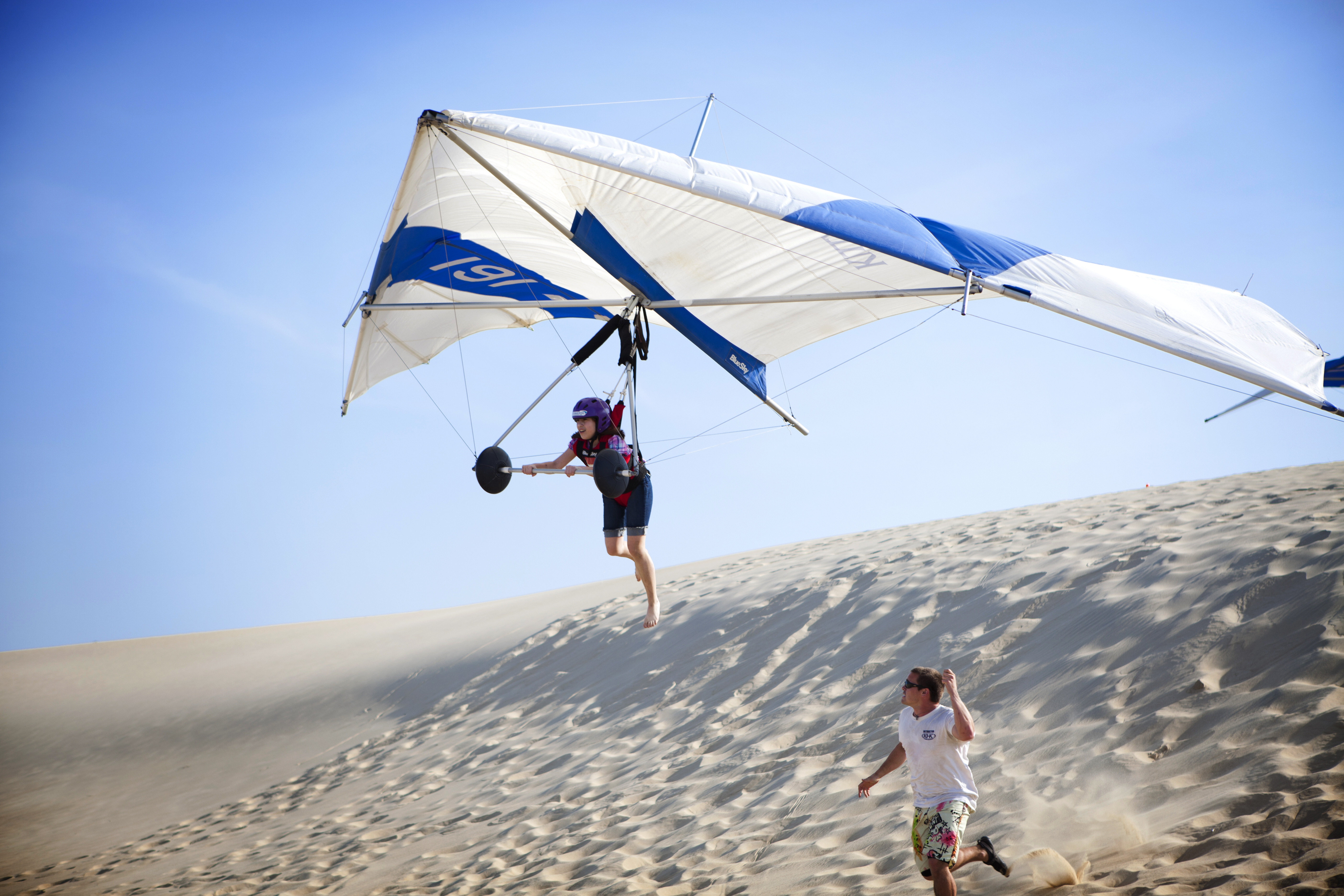kite gliding flying kite gliding flying