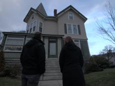Adam Berry and Amy Bruni are the first-ever paranormal investigators to enter Maplecroft, Lizzie Borden’s final residence.