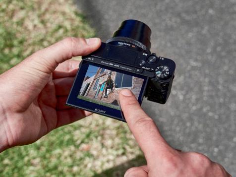 12 Best Compact Cameras for Travel