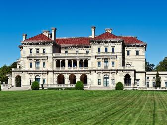NEWPORT, RHODE ISLAND, UNITED STATES - 2010/08/27: The Breakers mansion located along the Cliff Walk. (Photo by John Greim/LightRocket via Getty Images)