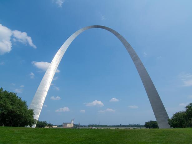 The Gateway Arch against cloudy sky, St Louis, Missouri, USA