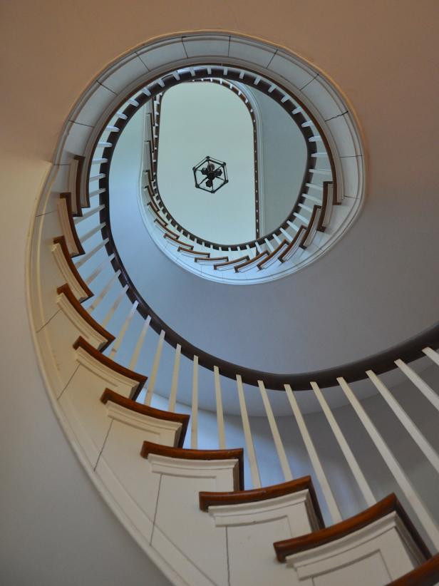 Classic Staircase in Culpeper, Virginia Home