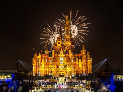 9 Reasons We Want to Go to Shanghai Disneyland Now
