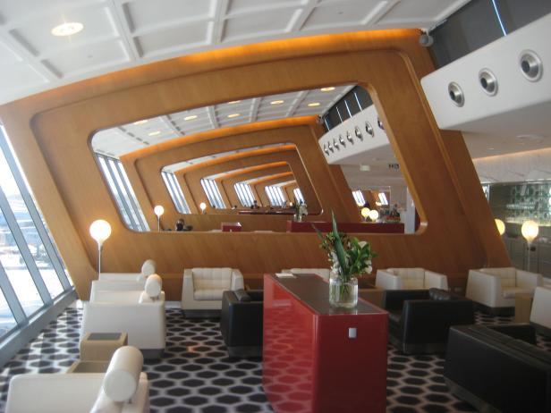 Qantas First Class Airport Lounge, Sydney, Australia
