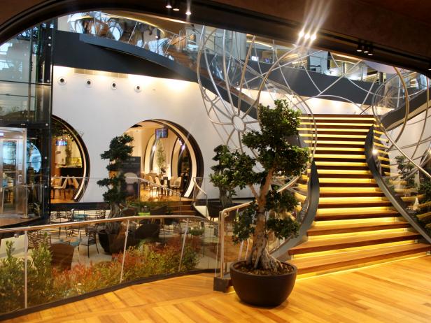 The World's Most Luxurious Airport Lounges | Travel Channel Blog: Roam ...