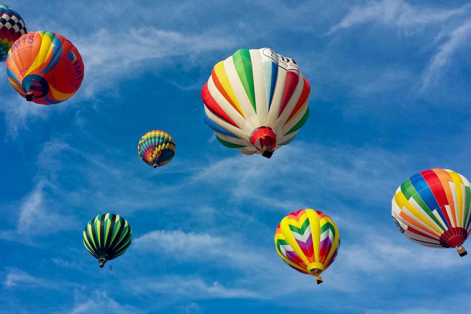 tabak Gevestigde theorie hemel 12 Amazing Hot Air Balloon Festivals Around the World | Travel Channel