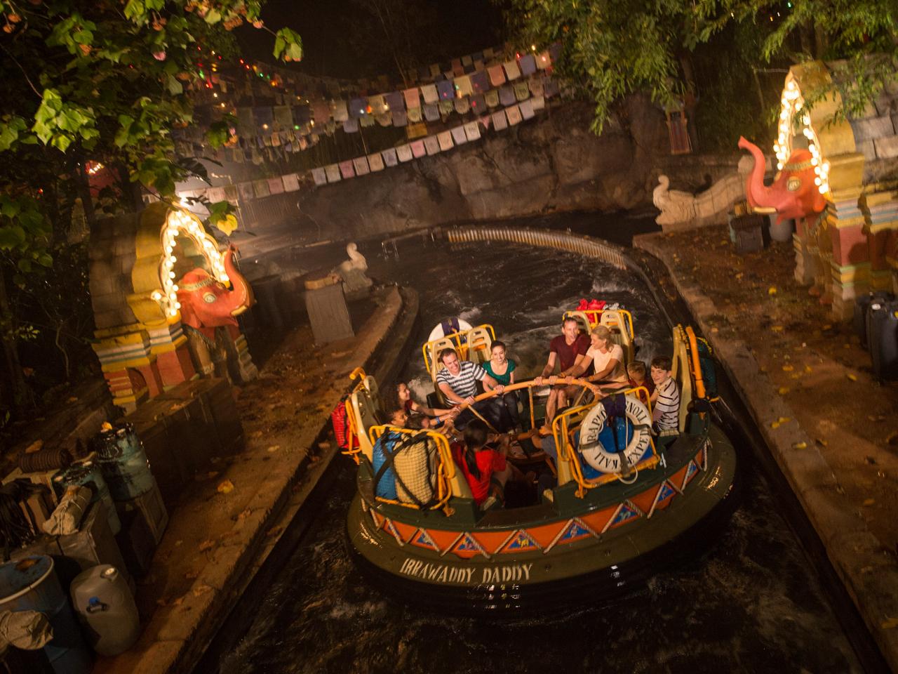 theme park rides at night