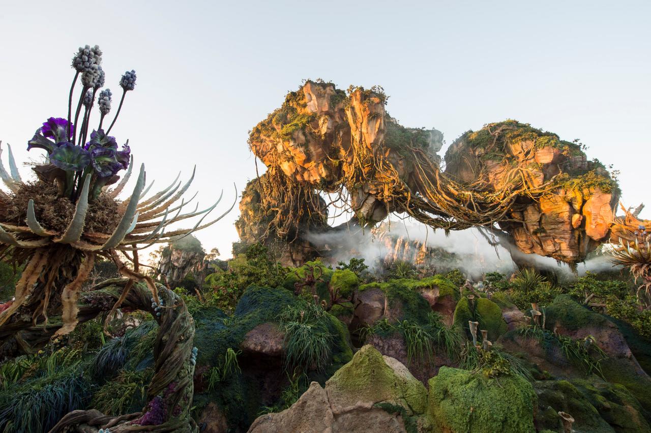 What to Do at Walt Disney World's New Pandora Land | Travel Channel Blog:  Roam | Travel Channel