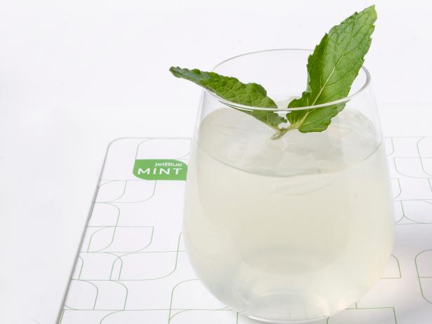 The Mint Signature RefreshMint cocktail