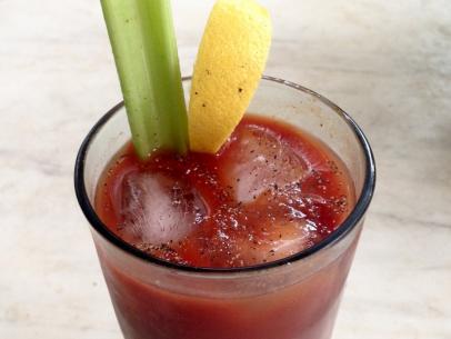 Homemade Bloody Mary Mix Recipe - The Art of Food and Wine