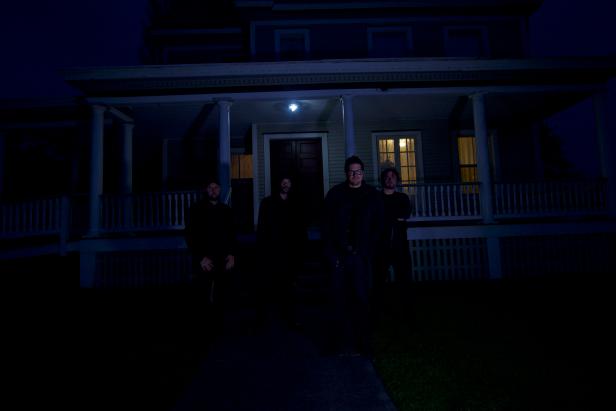 Zak and the GAC stand in front of the Commander's Quarters right next to the iconic Fort Stevens Military Base. A dark entity has attacked housekeepers inside this building, pushing one woman down two flights of stairs. Weâ  re going to try and make contact and find out what has made these spirits so angry.