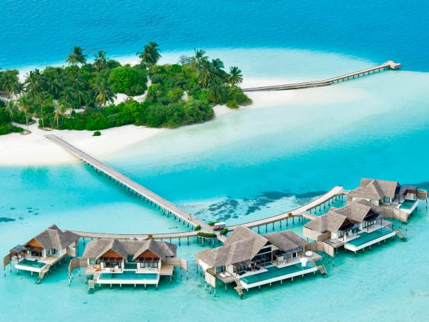 11 of the World’s Most Secluded Resorts | Travel Channel