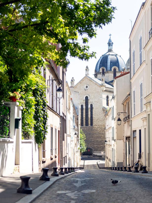 The Travel Channel helps you discover how to spend the weekend like a local in Paris.