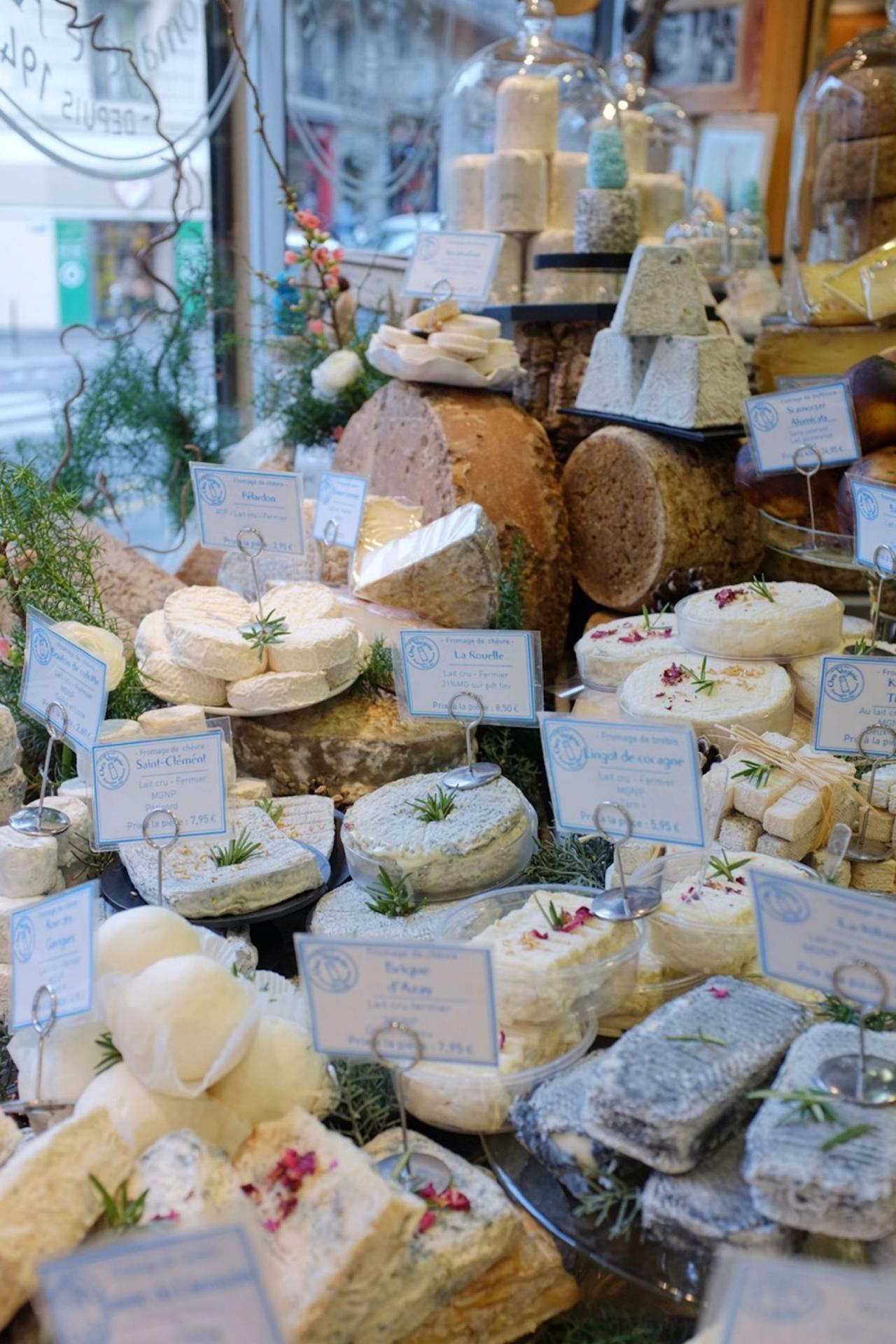 Paris Cheese Shop How-To: 6 Tips to Buy Cheese Like The French