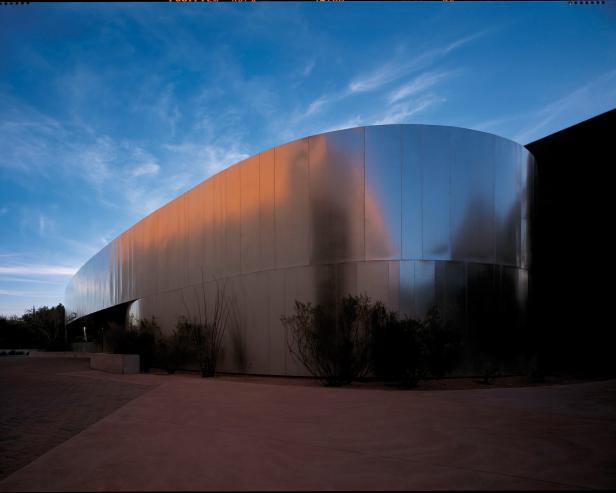 A Design Lover's Guide to Scottsdale, Arizona—Frank Lloyd Wright's Favorite  Desert Town