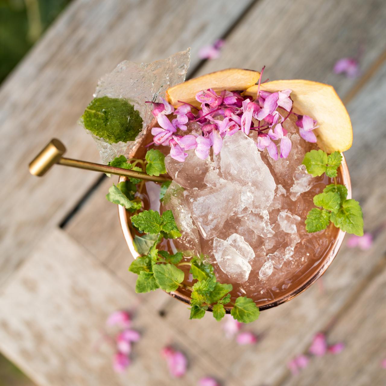 45 Signature Cocktails for Summer Weddings