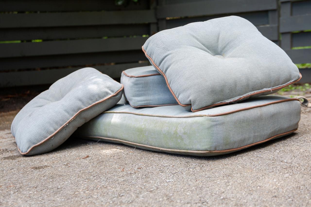 How To Clean Outdoor Cushions - How To Clean Canvas Outdoor Seat Covers