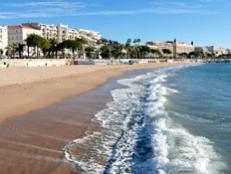 France's beach towns spoil visitors with endless days of sunshine, welcoming stretches of beach and stunning women in teeny bikinis along the Côte D'Azur.