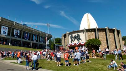 A walk back in time  Pro Football Hall of Fame