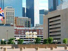Visit downtown Dallas for superior shopping, excellent eating and tons o' fun.