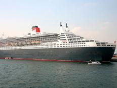 Here are our 10 favorite aspects of sailing aboard the Queen Mary 2.