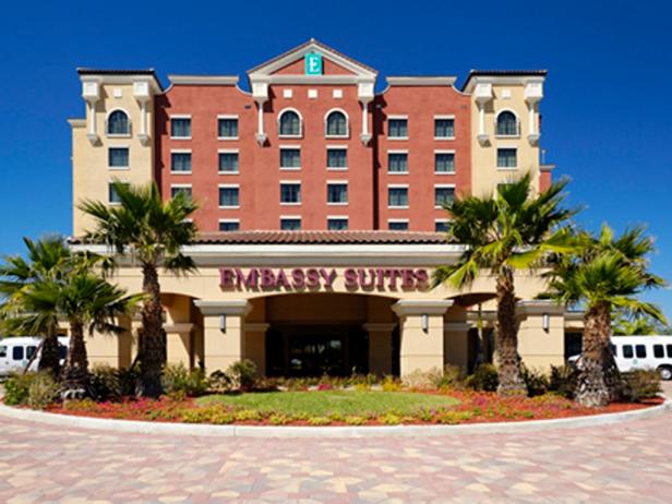 Embassy Suites Fort Myers-Estero