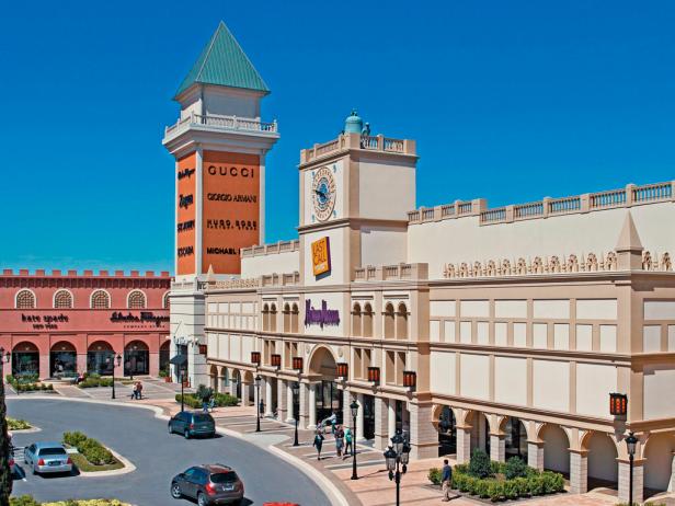 Best US Outlet Mall Destinations 
