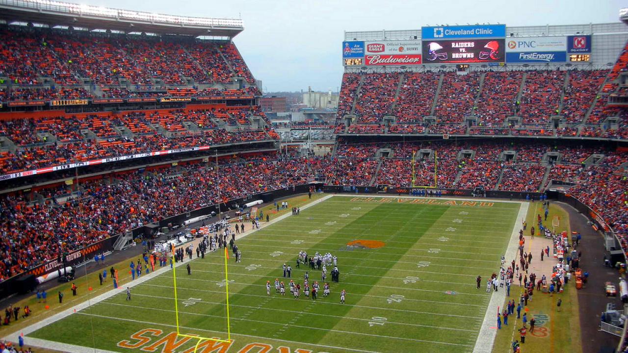 Today in Pro Football History: Past Venue: County Stadium