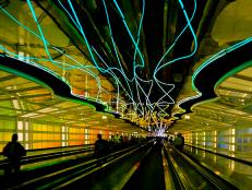Check out our tips for navigating through Chicago's O’Hare International Airport and Midway Airport.