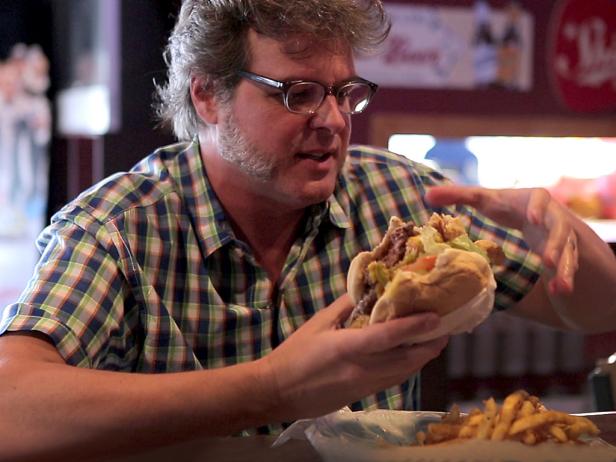 Houston, We Have a Burger : Episode : Burger Land : Travel Channel ...