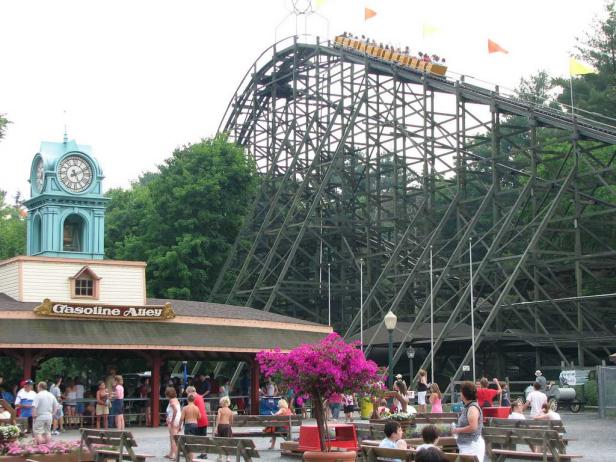 Top 10 Amusement Parks Fans Favorite Theme Parks Travel