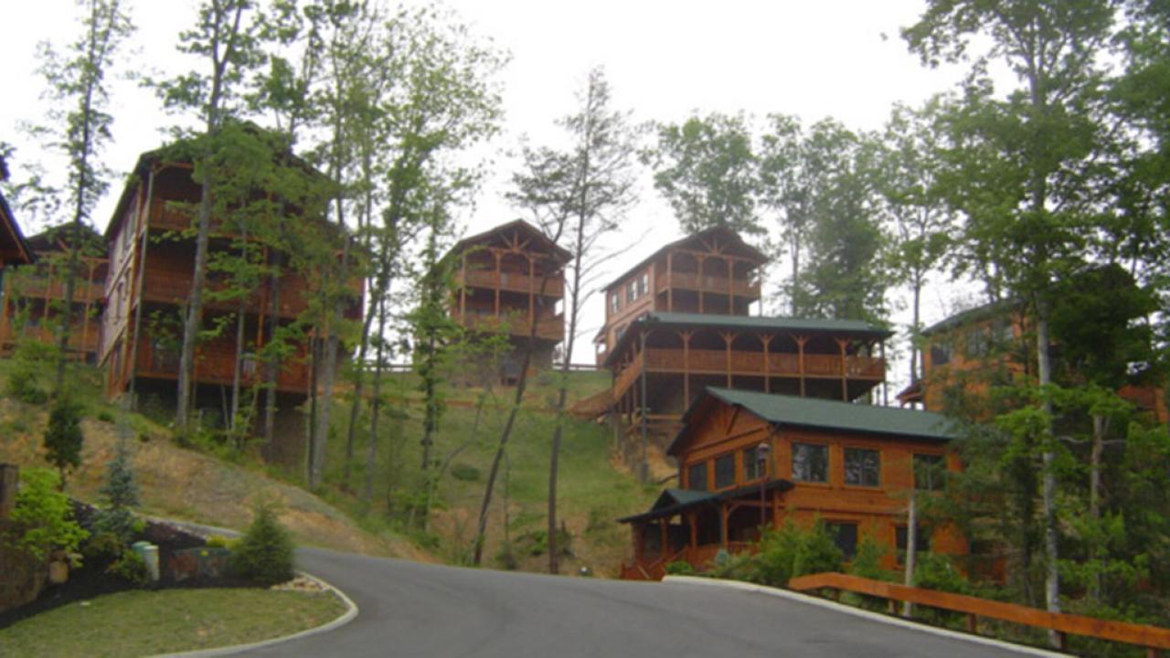 Gatlinburg S Best Accommodations Tennessee Travel Channel