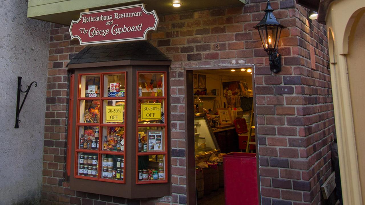 Gatlinburg's Best Restaurants : Tennessee : Travel Channel | Gatlinburg