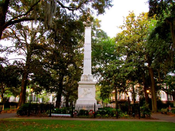 Savannah's Best Historic Squares : Savannah : Travel Channel | Savannah ...