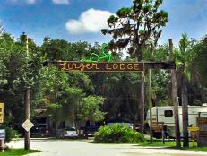 Linger Lodge in Florida