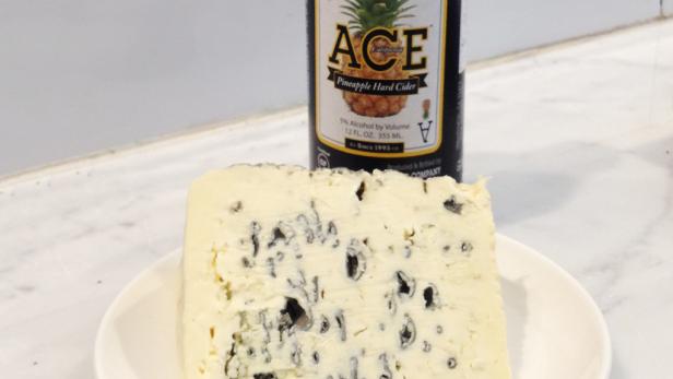 Saint Agur blue cheese with ACE Pineapple Cider