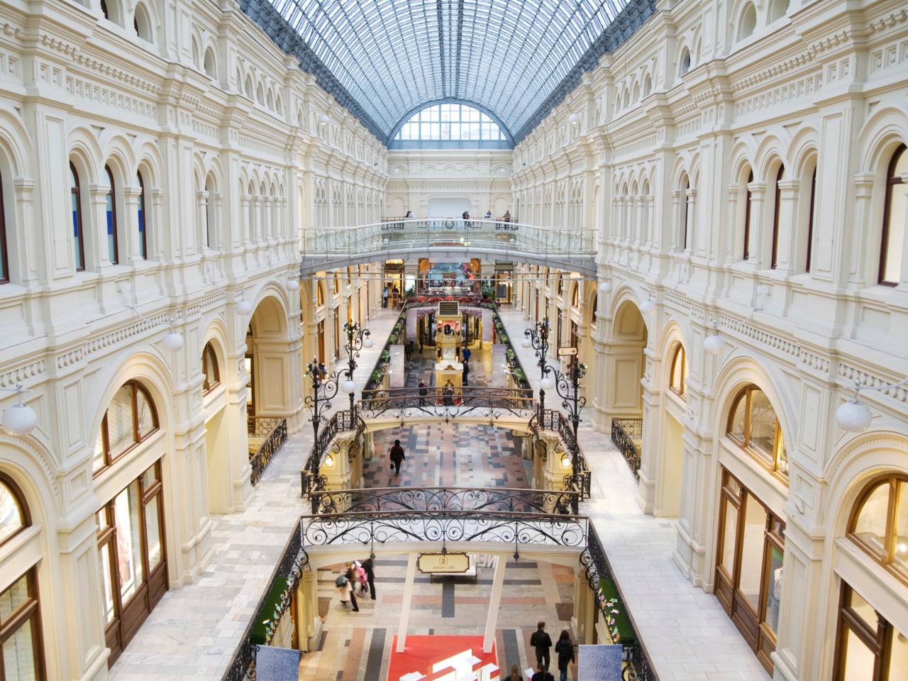 The 10 Best Destinations For Shopping In The USA