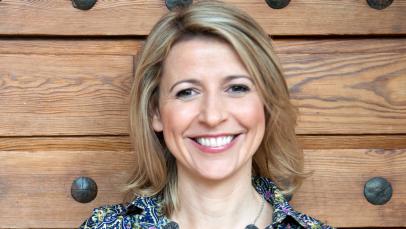 Samantha Brown Bio : Travel Expert 