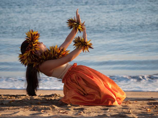 hula dancer, luau, beach, maui, hawaii