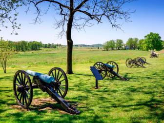 cannons, gettysburg national military park, daytime, blue sky, field,