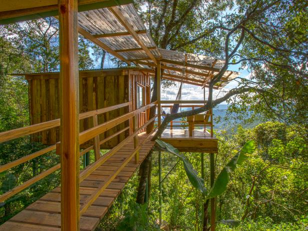 Earth Lodge, tree house, El Encino, Guatemala